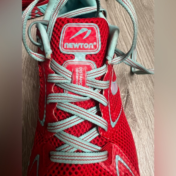 Newton Running Sneaker size 7 - Picture 3 of 7